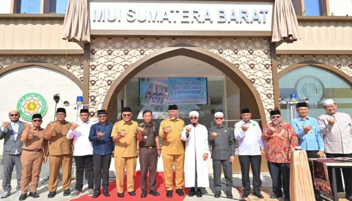 Gubernur Mahyeldi Resmikan Penggunaan Gedung Baru MUI Sumbar