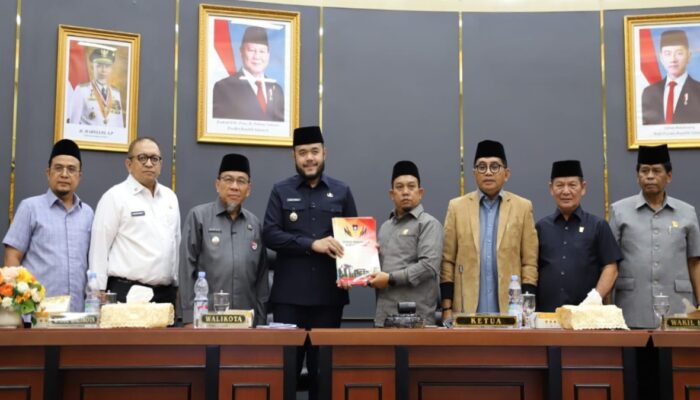 Masa Sidang I Tahun 2025 Ditutup, DPRD Padang Berhasil Sahkan 4 Perda
