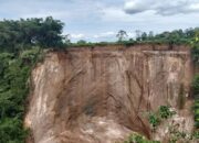 Hujan Deras, Tebing Ngarai Sianok Longsor