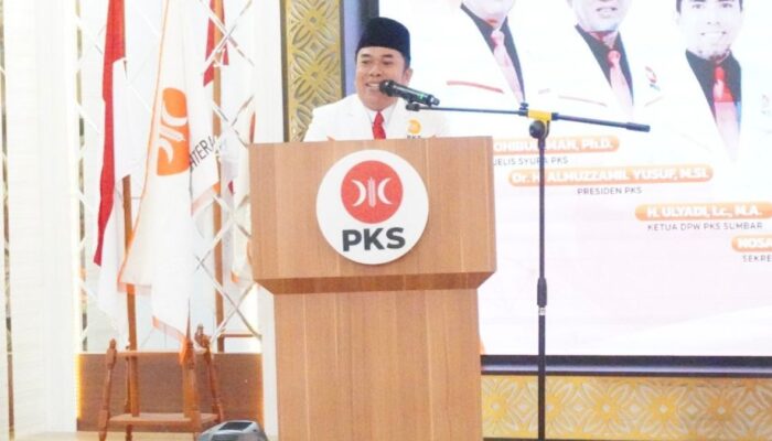 Mulyadi Muslim Ajak Kader Rebut Kembali Kejayaan PKS Padang di 2029