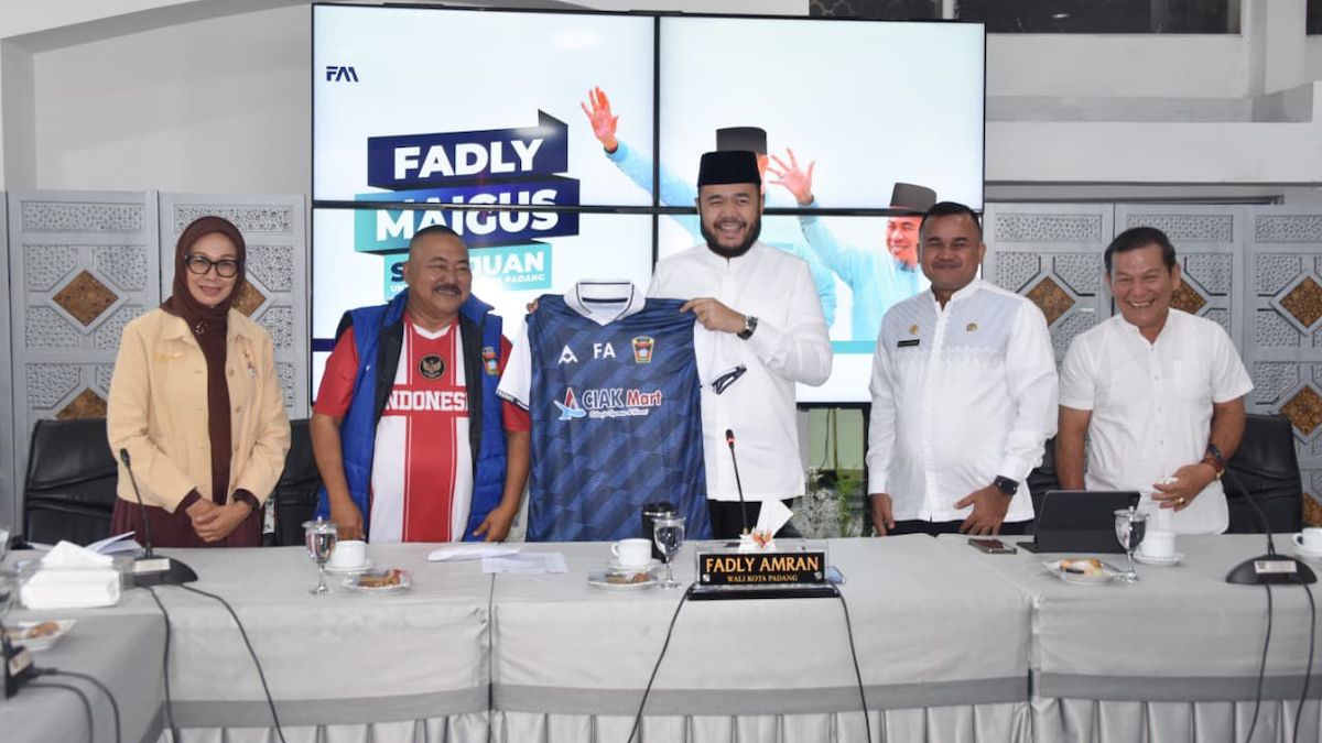 Persatuan Sepakbola Padang (PSP) dapat dukungan dana Rp1 Miliar dari Pemko Padang. (dok. Prokopim)