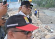 Normalisasi Sungai dan Penyerahan Bantuan Menjadi Fokus Sekdaprov Sumbar Pascabencana