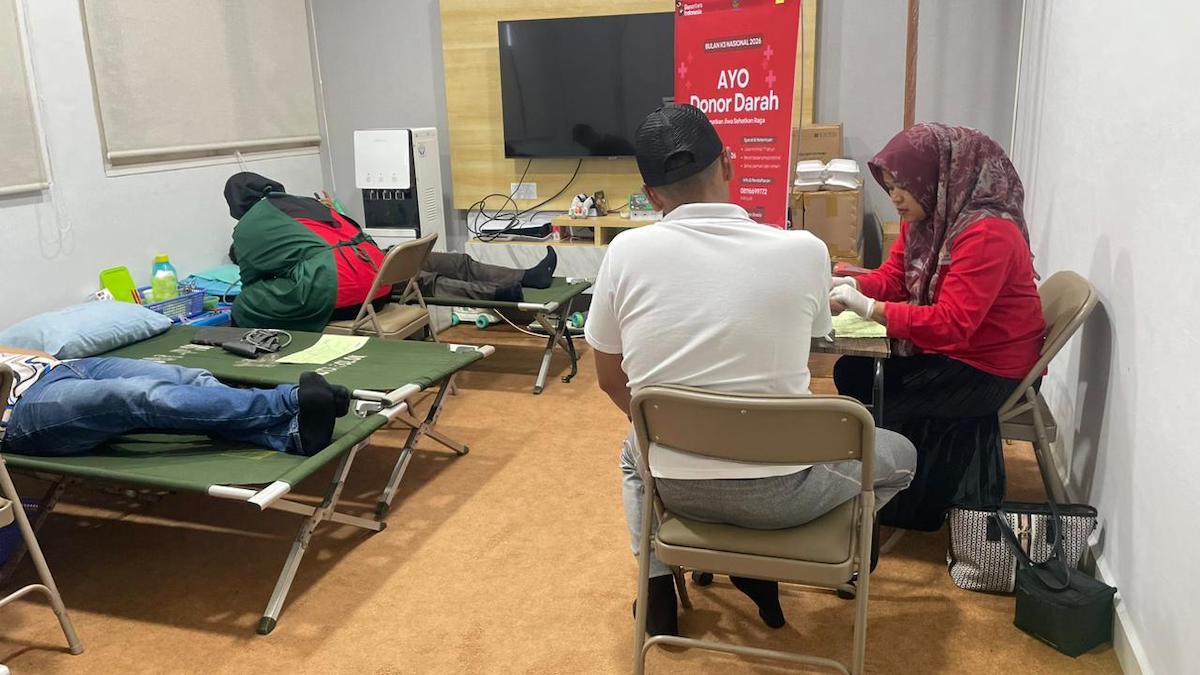 Donor darah Bulan K3 Nasional PLN UID Sumbar. (dok. istimewa)