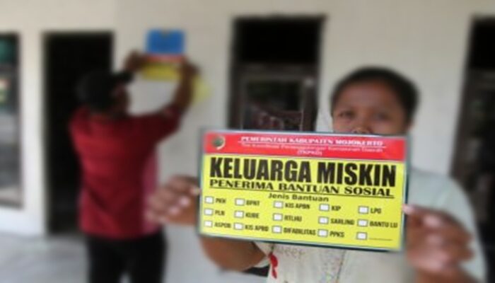 Pemko Padang Panjang Tempelkan Stiker Keluarga Miskin, Pastikan Bantuan Tepat Sasaran