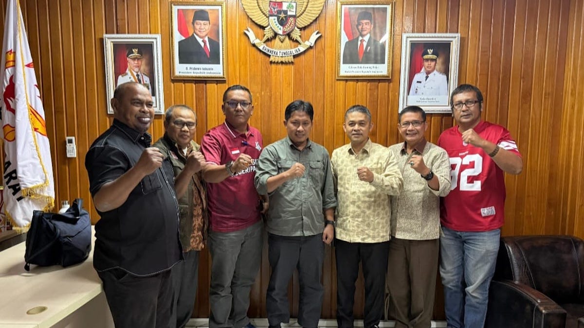 Ketua KONI Sumbar bertemu Ketua KONI Padang membahas Porprov 2026. (dok. istimewa)