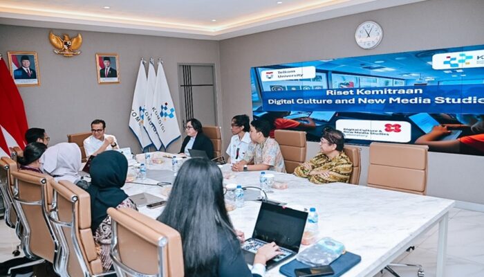 Wamenkomdigi: AI Harus jadi Alat Bantu, Bukan Pengganti Cara Berpikir Manusia