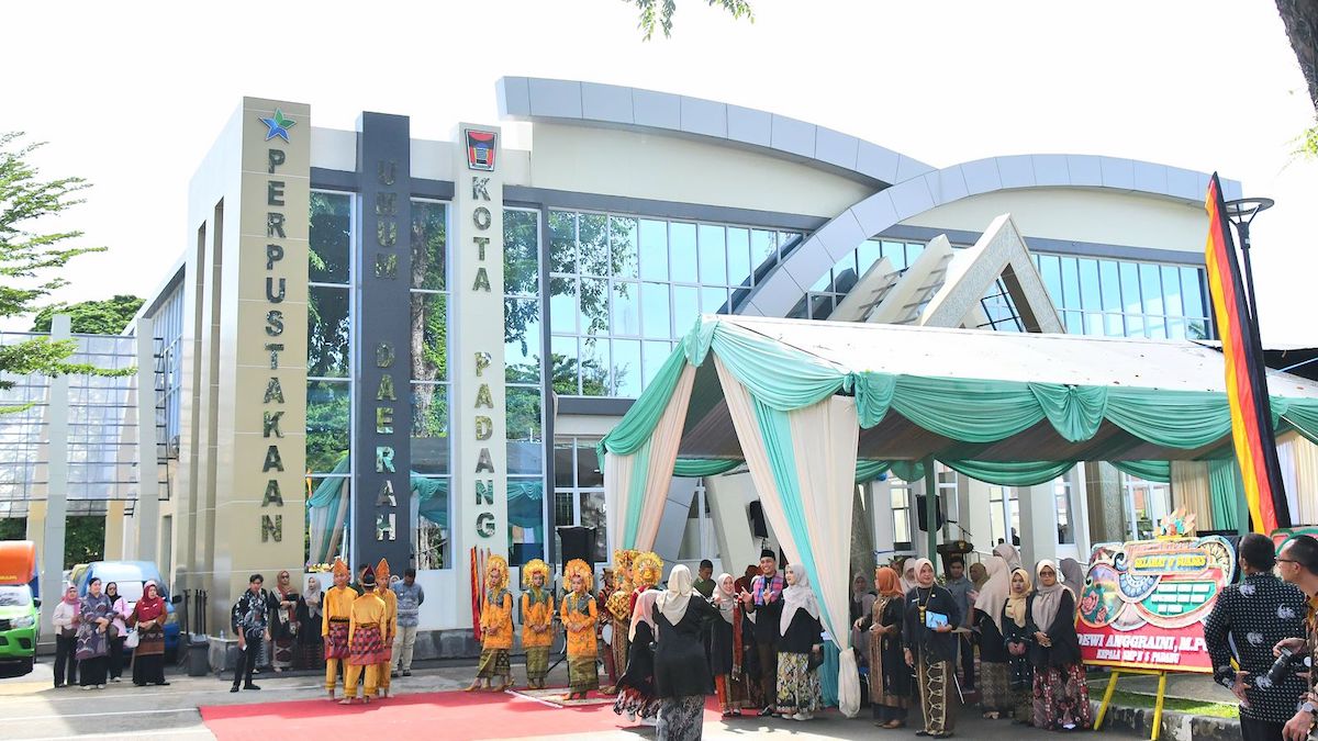 Perpusda Kota Padang diresmikan. (dok. istimewa)