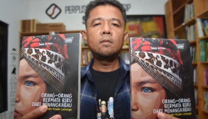 Pewarta Foto Antara Sumbar Luncurkan Buku Kumpulan Karya Jurnalistik