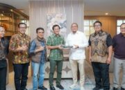 Andre Rosiade dan Pejabat Pemprov Sumbar Bertemu Dirut KAI, Bahas Flyover Padang Luar hingga Jalur Penyelamatan Koto Baru