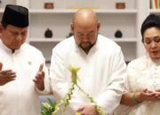 Momen Hangat Lebaran, Presiden Prabowo Rayakan Ultah Didit ke-42