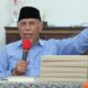 Gubernur Mahyeldi saat beri tausiyah pada acara Safari Ramadan Pemprov Sumbar di Sijunjung. (dok. istimewa)