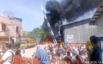 Suasana di Gudang milik Badan Urusan Logistik (Bulog) Cabang Gunungsitoli, Jalan Yos Sudarso, Kecamatan Gunungsitoli, Minggu (8/3/2026)