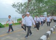 Gubernur Mahyeldi Jalan Santai Bersama OPD, Pererat Kebersamaan dan Dekatkan Diri ke Masyarakat