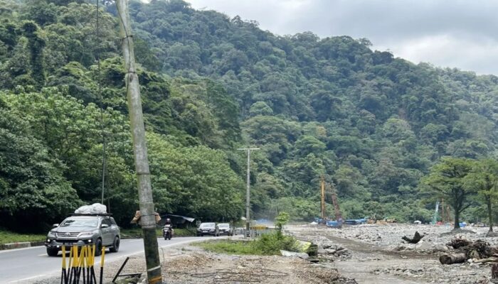 Polisi Prediksi Lonjakan Kendaraan di Lembah Anai Akhir Pekan Ini