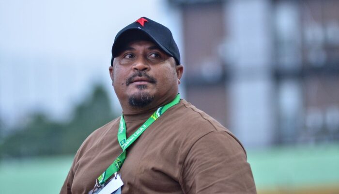 Semen Padang FC Resmi Perkenalkan Imran Nahumarury Sebagai Pelatih Baru