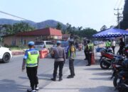 Kapolres Limapuluh Kota pantau lalin Sumbar-Riau. (dok. istimewa)