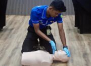 KAI Divre II Sumbar Gelar Penyuluhan Manajemen Kelelahan dan Pelatihan P3K bagi Pekerja