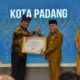 Pemko Padang dapat penghargaan dari Menteri Hukum. (dok. istimewa)