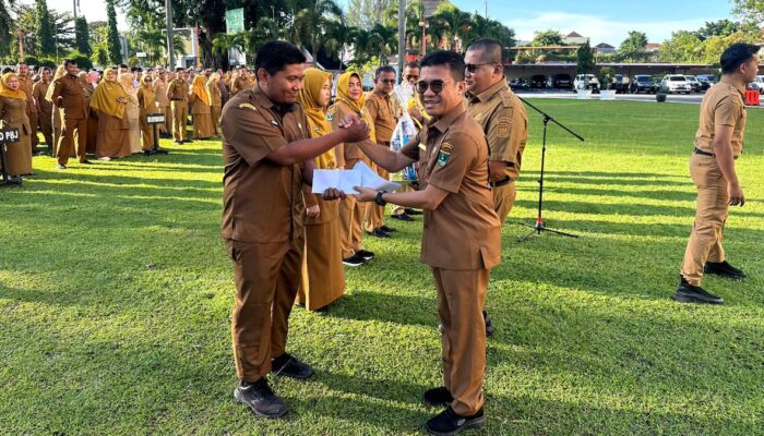 Sekdaprov Sumbar Berikan Reward Bagi ASN yang Khatam Al-Qur’an Selama Ramadan 1447 H