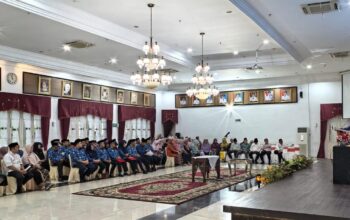 Sekdaprov Sumbar lantik 32 pejabat administrator. (dok. istimewa)