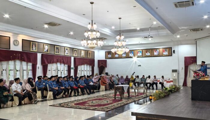 Sekda Sumbar Lantik 32 Pejabat Administrator dan Pengawas, Tekankan Integritas dan Kinerja Pelayanan Publik