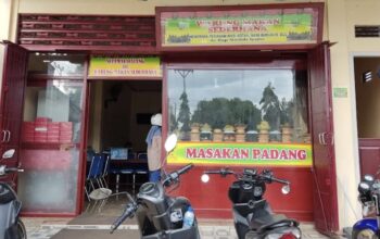 Warung Padang Sederhana di Merauke, Rasa Kampung Halaman di Ujung Timur