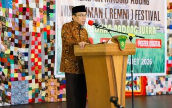 Wawako Maigus Nasir buka acara remaja Masjid Agung Nurul Iman. (dok. istimewa)