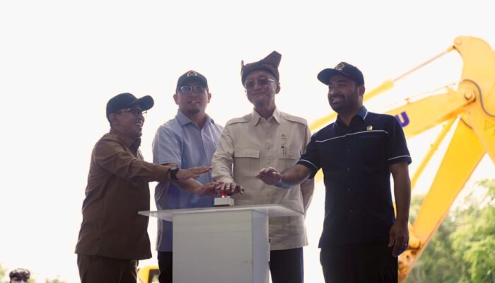 Andre Rosiade dan Menteri PU Ground Breaking Pembangunan Sabo Dam Gunung Marapi di Tanah Datar
