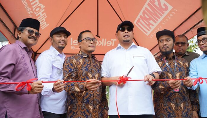 Andre Rosiade Resmikan BTS Telkomsel di Kamang Hilia Agam