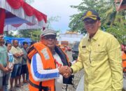 15 Pelaku Usaha Kapal Wisata di Pariaman Terima Bantuan Pelampung