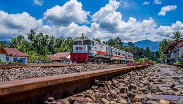 KA Lembah Anai Rute Padang-Kayutanam Terjual 100 Persen Lebih Selama Libur Paskah