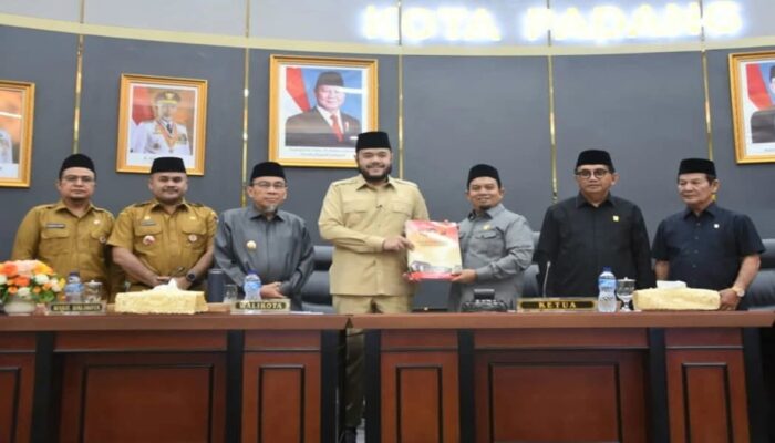LKPj Wali Kota Padang 2025 Disetujui, DPRD Minta Dampak Program Lebih Terasa bagi Masyarakat