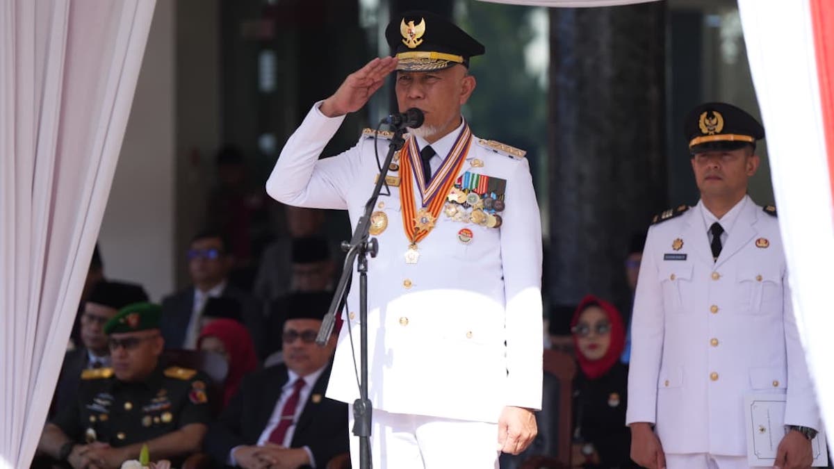 Gubernur Mahyeldi jadi irup upacara Hari Otonomi Nasional. (dok. istimewa)