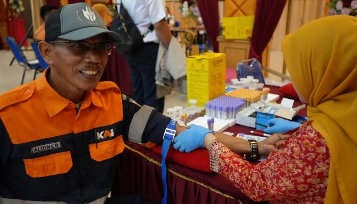 Jaga Kualitas Layanan dan Keselamatan Perjalanan KA, KAI Divre II Sumbar Lakukan MCU Rutin bagi Pekerja