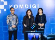 Menteri Komunikasi dan Digital Meutya Hafid didampingi Direktur Jenderal Komunikasi Publik dan Media Fifi Aleyda Yahya dan Direktur Jenderal Pengawasan Ruang Digital Alexander Sabar pada Selasa (14/4/2026) mengatakan kepatuhan terhadap PP TUNAS bukanlah pilihan, melainkan kewajiban yang harus dijalankan oleh setiap penyelenggara sistem elektronik. (Foto: Agus Siswanto/InfoPublik)