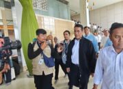 Menteri Pertanian RI Amran Sulaiman usai diwawancarai wartawan di Hotel Mercure. (dok. Radarsumbar)