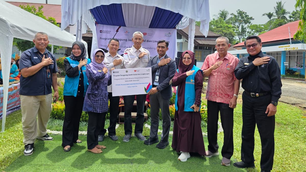 PT PLN (Persero) melalui program Tanggung Jawab Sosial dan Lingkungan (TJSL) meresmikan Program Massage & Refleksi Dinamika di UPTD Panti Sosial Bina Netra (PSBN) Tuah Sakato Padang, Kamis (16/4/2026). (dok. Humas PLN)