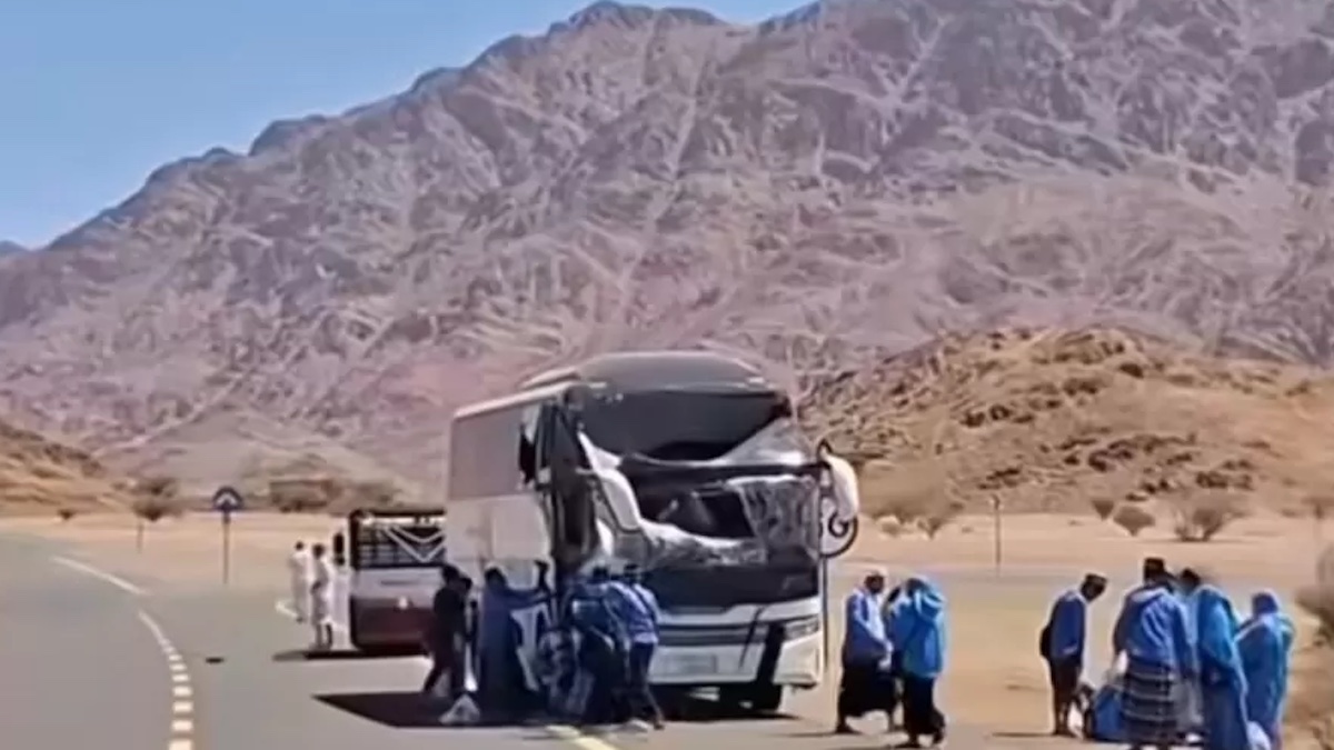 Tabrakan bus jemaah haji Indonesia di Makkah. (dok. istimewa)
