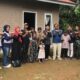 Semen Padang serahkan kunci rumah layak huni untuk warga Koto Lua. (dok. istimewa)