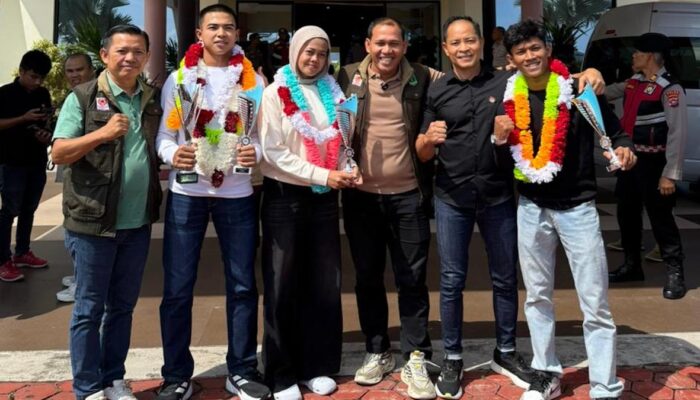 Tiga Pesilat Sumbar Sabet Medali pada Belgia Open 2026, Disambut Meriah di BIM