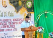 Wakil Ketua DPRD Gunungsitoli Ridwan Saleh Zega, S.A.P saat hadiri halalbihalal syawal 1447 Hijriah di halaman Masjid Agung Kota Gunungsitoli, Sumatera Utara, Selasa (7/4/2026). (dok. istimewa/Radarsumbar).