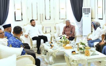 Wako Fadly Amran bertemu dewan komisaris Bank Mega Syariah. (dok. istimewa)