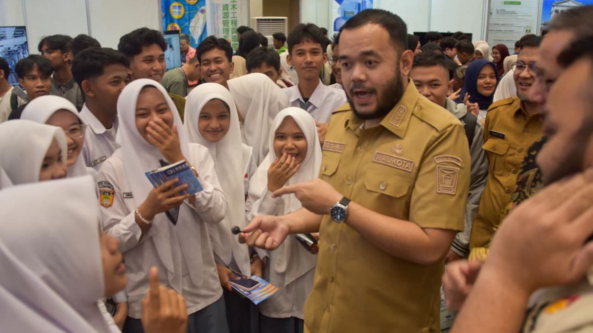 Wako Fadly Amran di pekan kreatif mahasiswa PNP. (dok. istimewa)