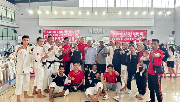 Dukung Atlet Bertanding, Ketua DPRD Padang Hadiri Kejurnas Shorinji Kempo di Jakarta