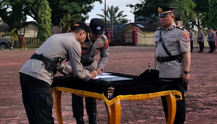 AKP Sonahami Lase Resmi Jabat Kabag SDM Polres Nias, Ini Pesan Kapolres