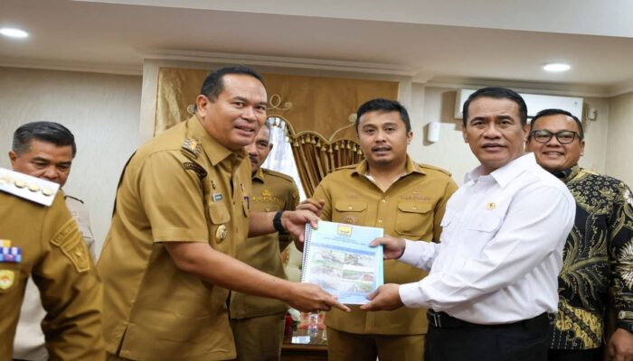 Bertemu Mentan RI, Wali Kota Pariaman Ajukan Enam Usulan Program Pertanian