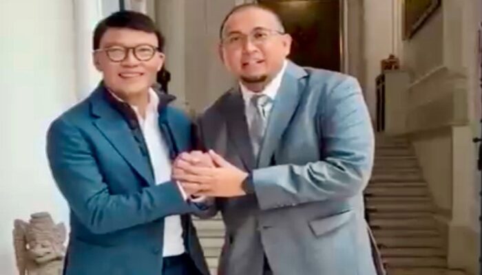 Andre Rosiade Temui Dirut Telkomsel, Perjuangkan BTS untuk Siswa Galugua yang Ujian di Bawah Terik Matahari