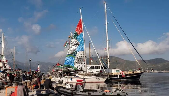 Menlu Pastikan 9 WNI Relawan Gaza Dipulangkan dengan Selamat ke Indonesia