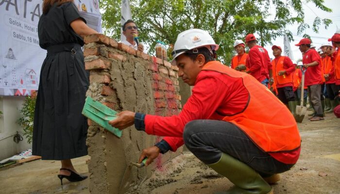 Akademi Jago Bangunan Sasar Kota Solok, Tukang: Kualitas Produk Semen Padang Jauh Lebih Baik