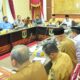 Gubernur Mahyeldi paparkan perkembangan ekonomi dan keuangan syariah di Sumbar. (dok. istimewa)